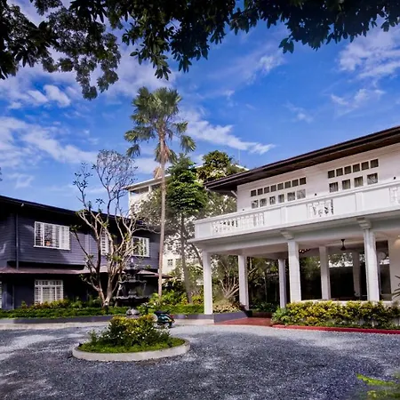 The Henry Hotel Manila-3